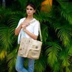 Iguape Messenger Bag