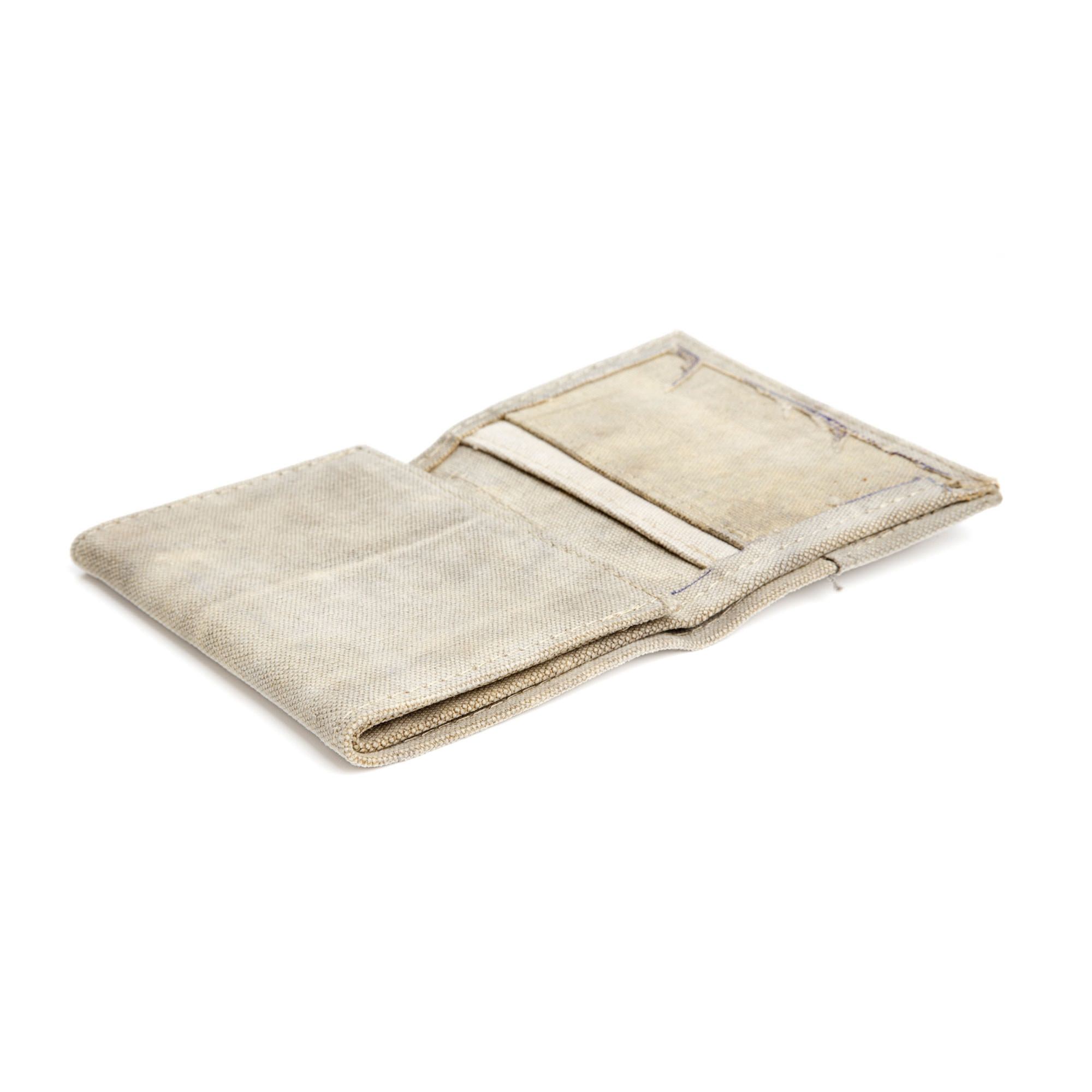 Bauru Tri-Fold Wallet